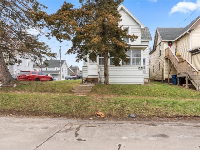 House for sale in Syracuse, New York