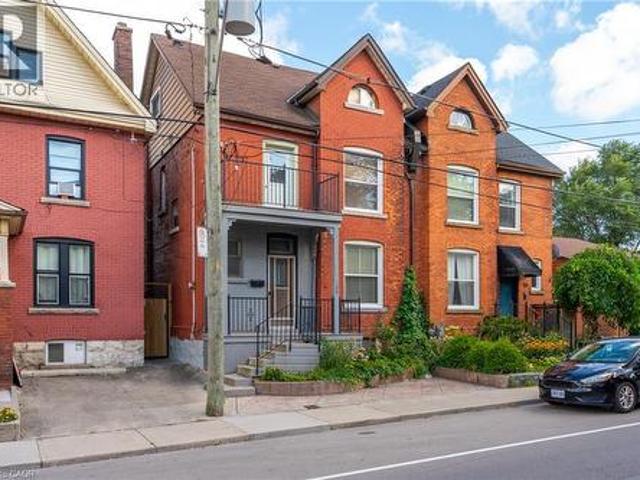 House for sale in Ancaster, Ontario