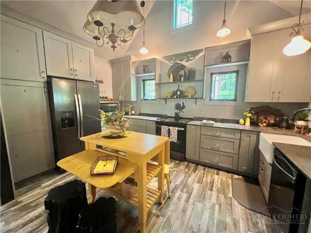House for sale in Jefferson, North Carolina