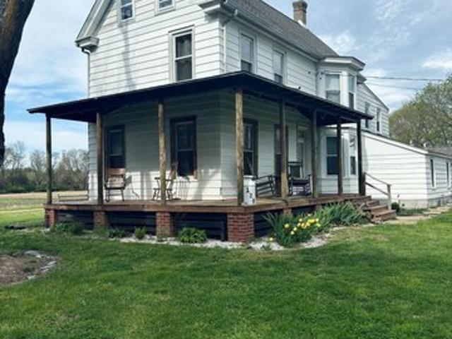 House for sale in Elmer, New Jersey