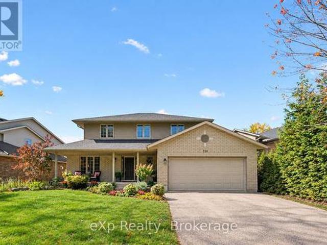 House for sale in Centre Wellington, Southwestern Ontario