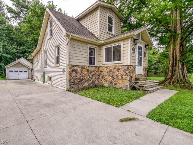 House for sale in Shoreland, Painesville