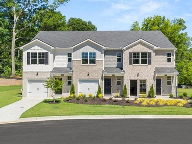 Townhouse for sale in Perry, Georgia