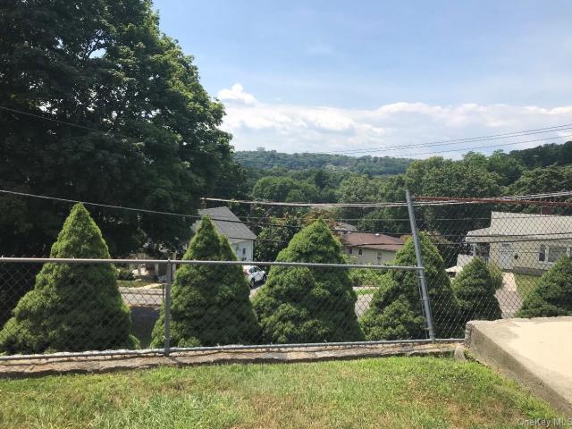 Property for rent in Valhalla, New York