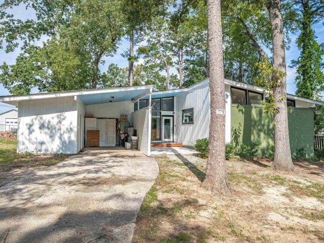 Commercial for sale in Columbia