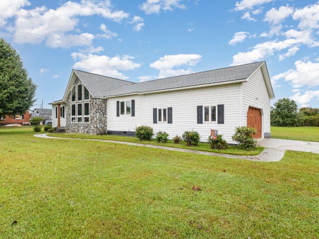 House for sale in Princeton, North Carolina