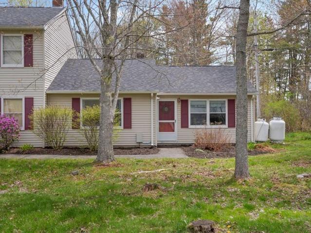 Townhouse for sale in Hampden, Maine