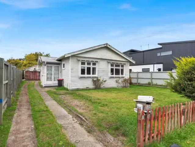 House for sale in Canterbury