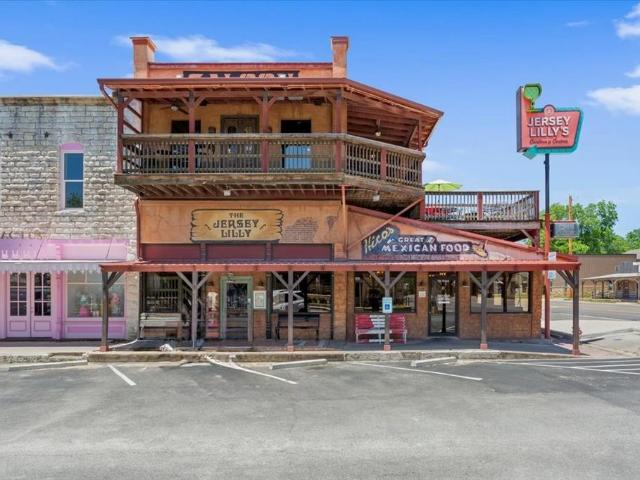 House for sale in Hamilton, Texas