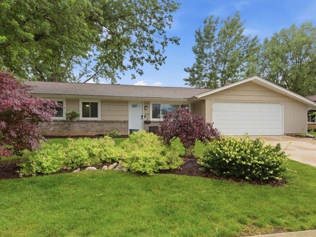 House for sale in Schaumburg, Illinois