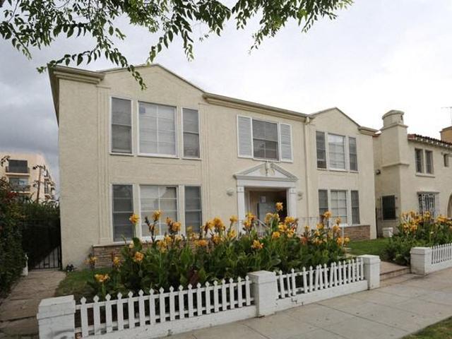 Apartment for rent in Beverly Hills, California