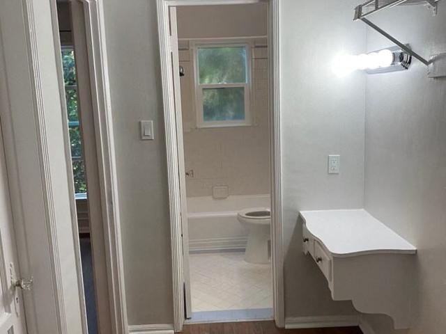 Apartment for rent in Beverly Hills, California