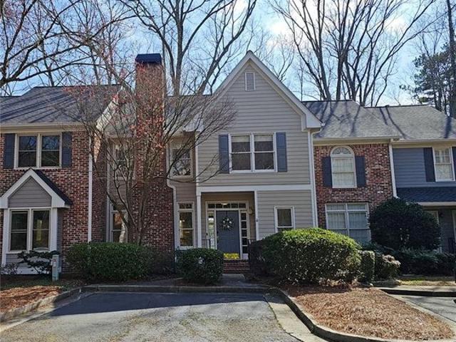 Townhouse for sale in Roswell, Georgia