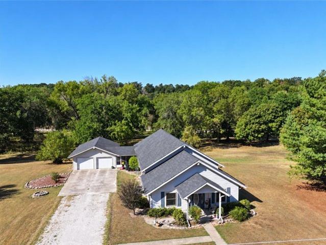 House for sale in Anderson, McDonald County