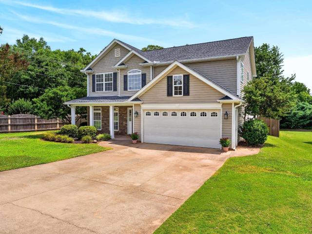 House for sale in Mauldin, South Carolina