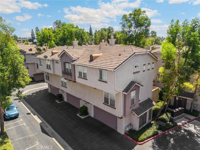 Townhouse for sale in Berkeley, Brea