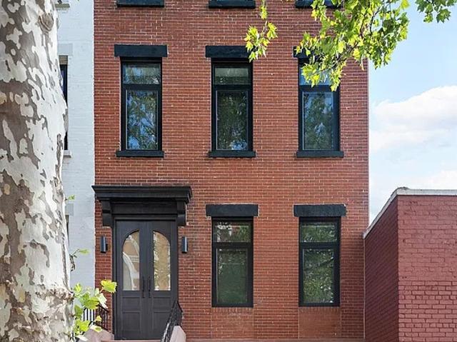 House for sale in Kings County, New York