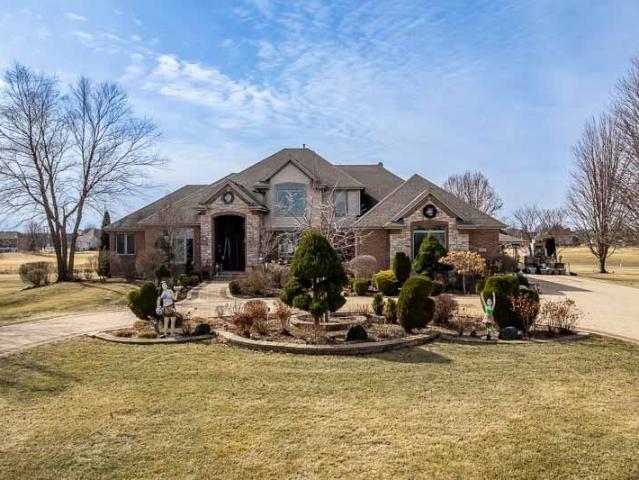 House for sale in Poplar Grove, Illinois