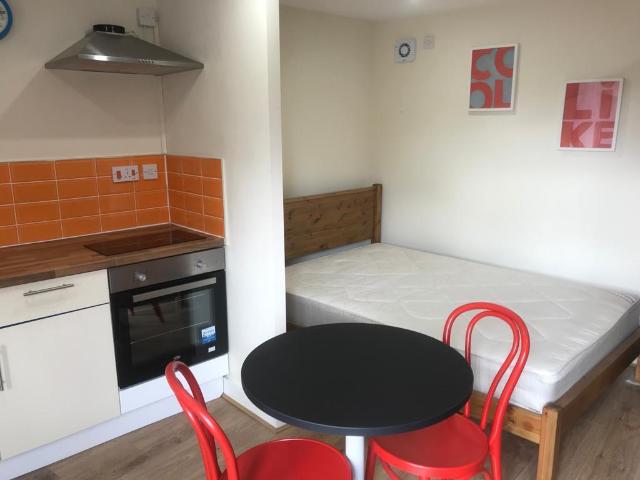 Apartment for rent in Metchley, Birmingham