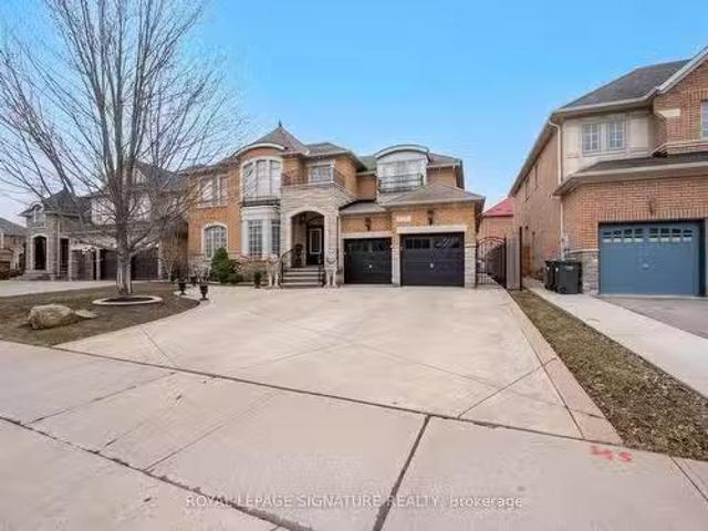 House for sale in Georgina, Ontario