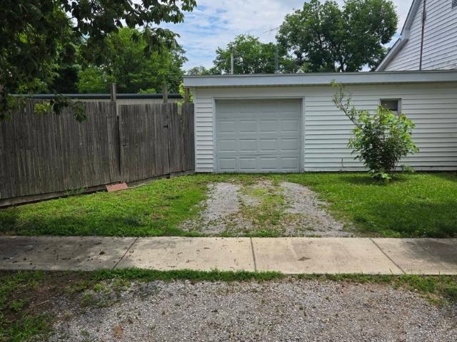 House for sale in Harrisburg, Illinois