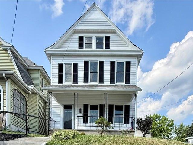 House for sale in Evans City, Pennsylvania