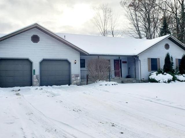 House for sale in Houghton Lake, Michigan