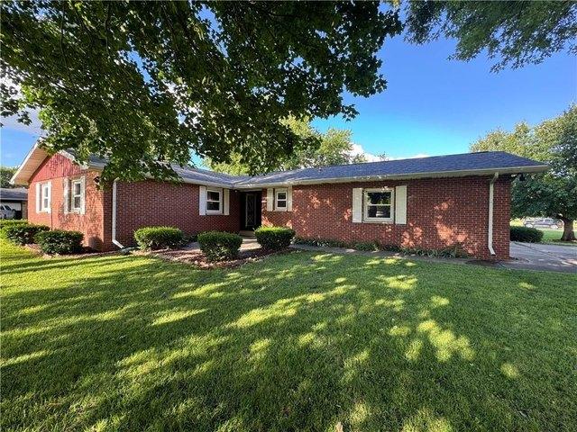 House for sale in Edgar, Illinois