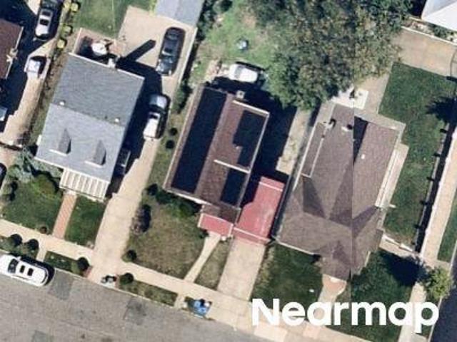 House for sale in Queens, Arverne
