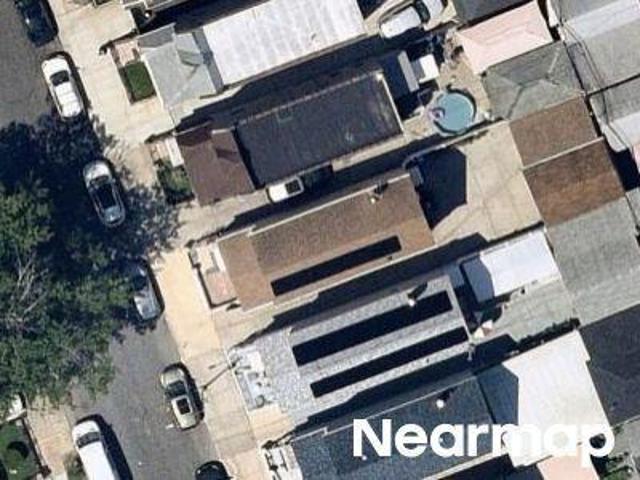 House for sale in Queens, Arverne