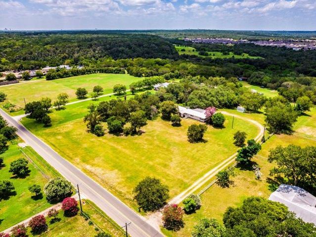 House for sale in Manchaca, Texas