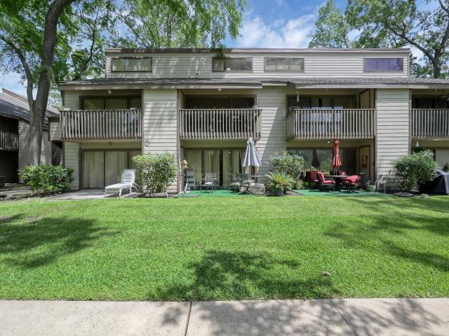 Condo for sale in Montgomery, Montgomery County