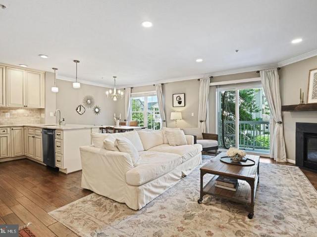Condo for sale in Fair Lakes, Fairfax County