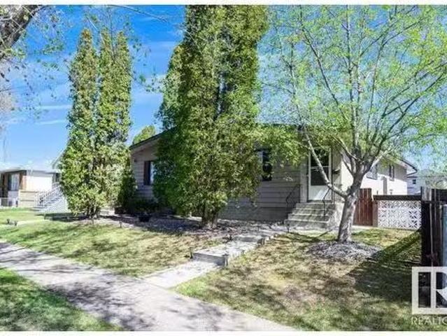 House for sale in Wedgewood, Alberta