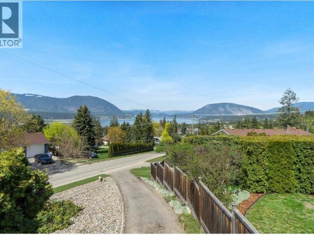 House for sale in Salmon Arm, British Columbia