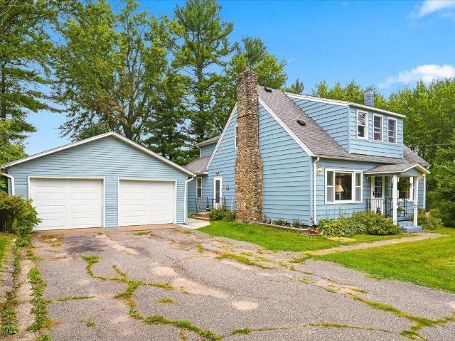 House for sale in Saint Croix, Wisconsin