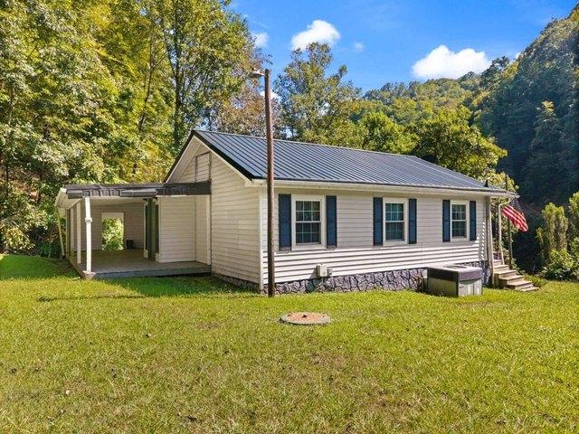 House for sale in Freeburn, Pike County