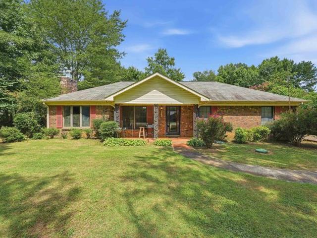 House for sale in Killen, Alabama