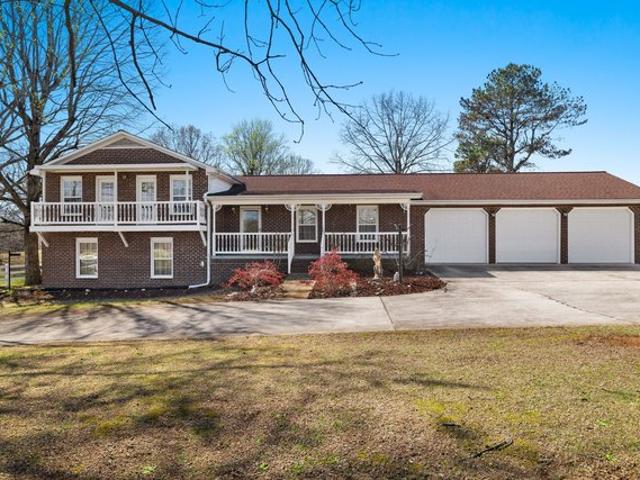 House for sale in Lexington, Alabama