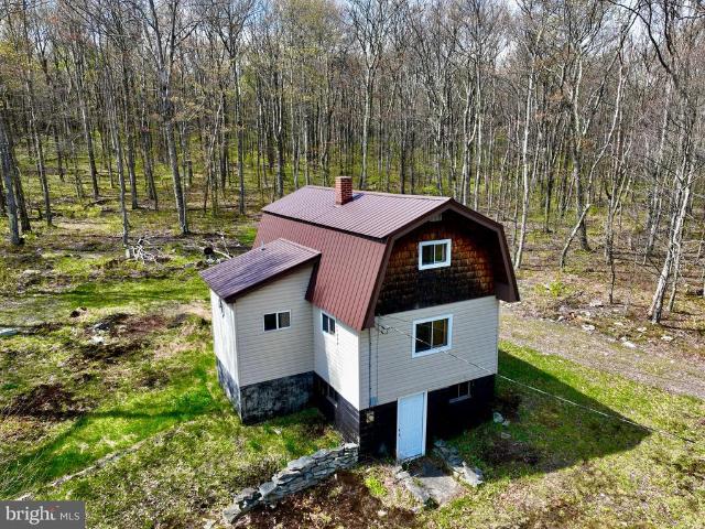 House for sale in Garrett, Maryland
