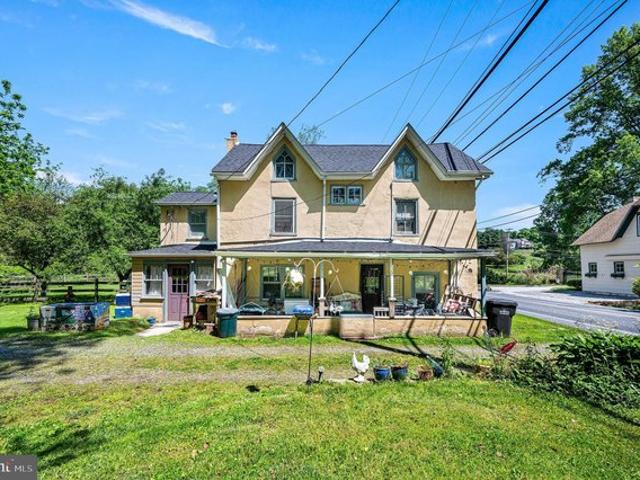 Townhouse for sale in Chester, Pennsylvania