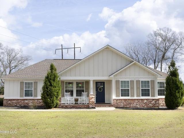 House for sale in Lucedale, Mississippi