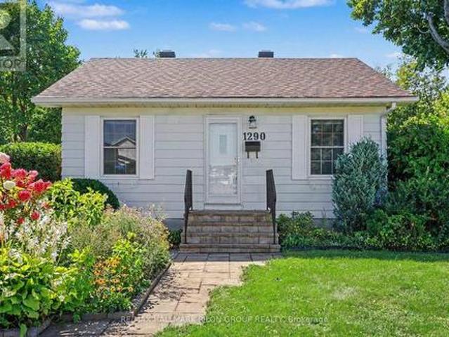 House for sale in Orléans Central, Ottawa