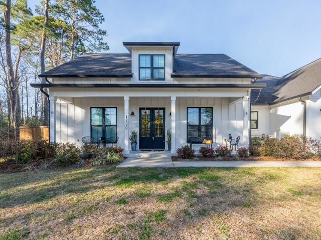 House for sale in Sour Lake, Texas