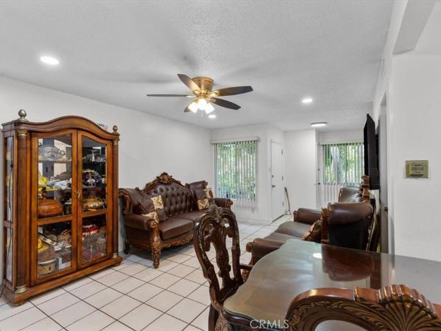 Townhouse for sale in Norwalk