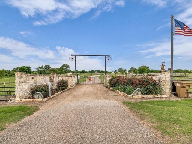 House for sale in Moody, Texas