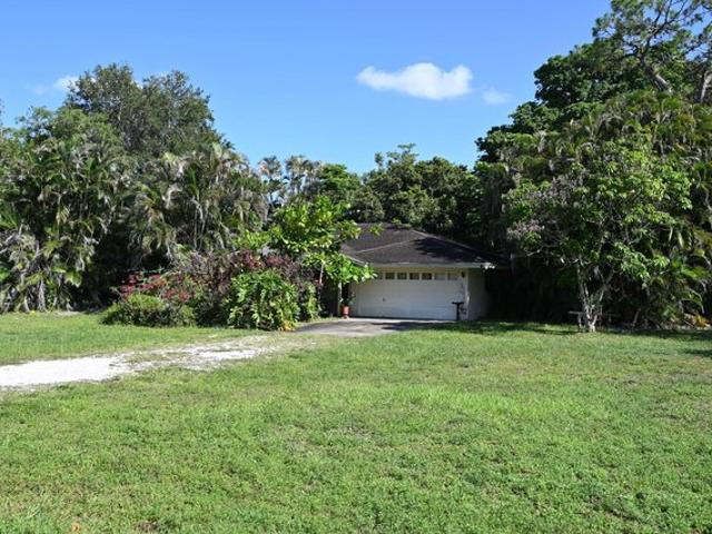 House for sale in Loxahatchee, Florida
