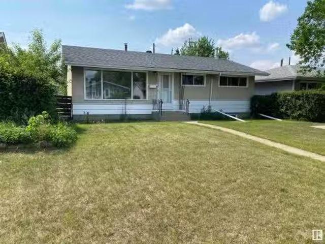 House for sale in Wedgewood, Alberta