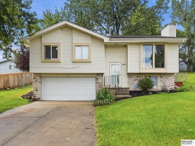 House for sale in Omaha, Douglas County