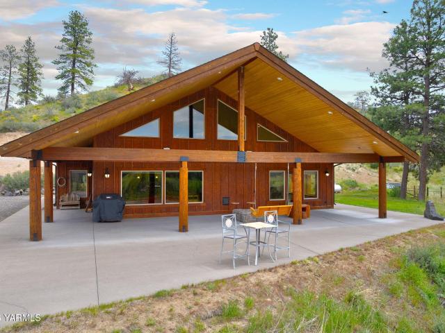 House for sale in Selah, Washington